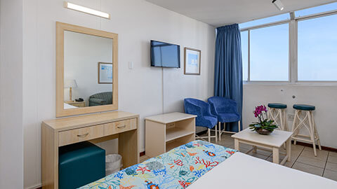 One Bedroom Sea View Apartment